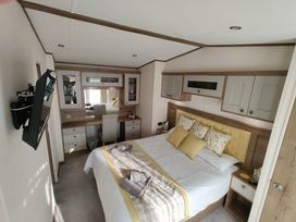 Whitecliff Bay Holiday Park - Holiday Accommodation 16182 - Isle of Wight & Hampshire - 1185937 - thumbnail photo 2