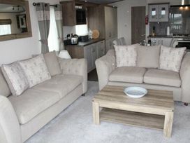 Whitecliff Bay Holiday Park - Holiday Accommodation 16182 - Isle of Wight & Hampshire - 1185937 - thumbnail photo 6