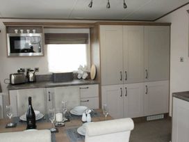 Whitecliff Bay Holiday Park - Holiday Accommodation 16182 - Isle of Wight & Hampshire - 1185937 - thumbnail photo 7