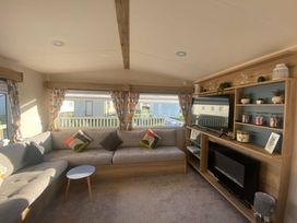 Cleethorpes Beach Holiday Park - Holiday Accommodation 16205 - Lincolnshire - 1185941 - thumbnail photo 4