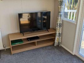 White Acres Holiday Park - Holiday Accommodation 16206 - Cornwall - 1185942 - thumbnail photo 12