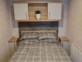 Seashore Holiday Park - Holiday Accommodation 16220 - Norfolk - 1185944 - thumbnail photo 9