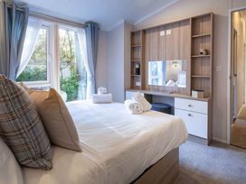 Kelling Heath Holiday Park - Holiday Accommodation 16221 - Norfolk - 1185945 - thumbnail photo 11