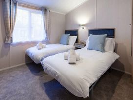 Kelling Heath Holiday Park - Holiday Accommodation 16221 - Norfolk - 1185945 - thumbnail photo 12