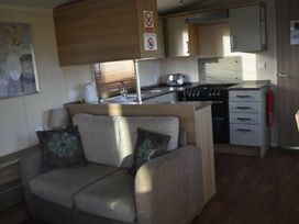 Weymouth Bay Holiday Park - Holiday Accommodation 16230 - Dorset - 1185947 - thumbnail photo 6