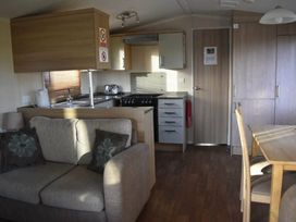Weymouth Bay Holiday Park - Holiday Accommodation 16230 - Dorset - 1185947 - thumbnail photo 7