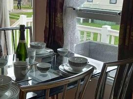 Whitehouse Leisure Park - Holiday Accommodation 16231 - North Wales - 1185948 - thumbnail photo 7