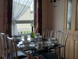 Whitehouse Leisure Park - Holiday Accommodation 16231 - North Wales - 1185948 - thumbnail photo 9
