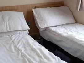 Whitehouse Leisure Park - Holiday Accommodation 16231 - North Wales - 1185948 - thumbnail photo 11