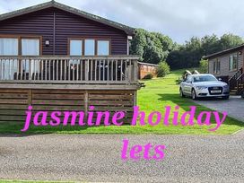 White Acres Holiday Park - Holiday Accommodation 16243 - Cornwall - 1185952 - thumbnail photo 2