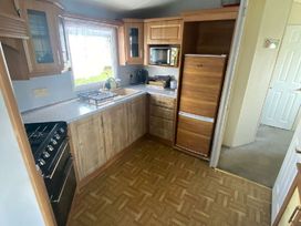 Seawick Holiday Park - Holiday Accommodation 16250 - Suffolk & Essex - 1185954 - thumbnail photo 10