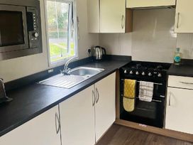 Hafan y Mor Haven - Holiday Accommodation 16265 - North Wales - 1185958 - thumbnail photo 2