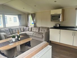 Hafan y Mor Haven - Holiday Accommodation 16265 - North Wales - 1185958 - thumbnail photo 3