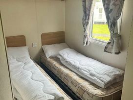 Hafan y Mor Haven - Holiday Accommodation 16265 - North Wales - 1185958 - thumbnail photo 4
