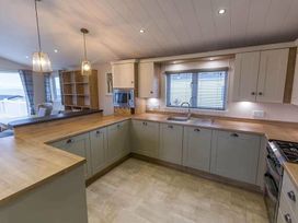 Regent Bay Holiday Park - Holiday Accommodation 16266 - Lake District - 1185959 - thumbnail photo 6