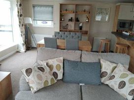 Regent Bay Holiday Park - Holiday Accommodation 16266 - Lake District - 1185959 - thumbnail photo 15