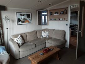 Lyons Sunnysands Holiday Park - Holiday Accommodation 16276 - Mid Wales - 1185961 - thumbnail photo 5
