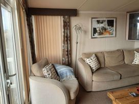 Lyons Sunnysands Holiday Park - Holiday Accommodation 16276 - Mid Wales - 1185961 - thumbnail photo 6