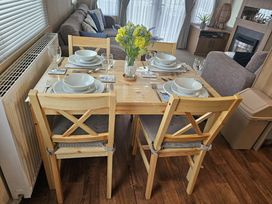 Blue Dolphin Holiday Park - Holiday Accommodation 16278 - North Yorkshire (incl. Whitby) - 1185962 - thumbnail photo 4