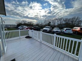 Blue Dolphin Holiday Park - Holiday Accommodation 16278 - North Yorkshire (incl. Whitby) - 1185962 - thumbnail photo 6