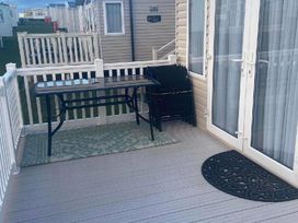 Blue Dolphin Holiday Park - Holiday Accommodation 16278 - North Yorkshire (incl. Whitby) - 1185962 - thumbnail photo 8