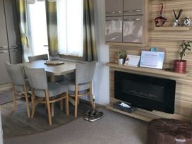 Hoburne Blue Anchor - Holiday Accommodation 16284 - Devon - 1185965 - thumbnail photo 3