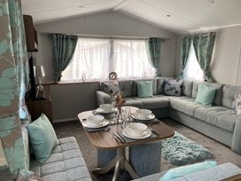 Butlins Skegness - Holiday Accommodation 16300 - Lincolnshire - 1185971 - thumbnail photo 4