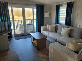 7 Lakes Country Park - Holiday Accommodation 16322 - Lincolnshire - 1185979 - thumbnail photo 2