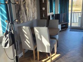 7 Lakes Country Park - Holiday Accommodation 16322 - Lincolnshire - 1185979 - thumbnail photo 4