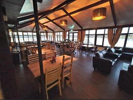 7 Lakes Country Park - Holiday Accommodation 16322 - Lincolnshire - 1185979 - thumbnail photo 14