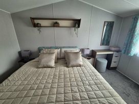 Kiln Park Holiday Park - Holiday Accommodation 16336 - South Wales - 1185985 - thumbnail photo 6