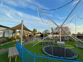 Naze Marine Holiday Park - Holiday Accommodation 16337 - Suffolk & Essex - 1185986 - thumbnail photo 16