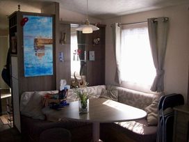 Lizard Point Holiday Park - Holiday Accommodation 1634 - Cornwall - 1185988 - thumbnail photo 2
