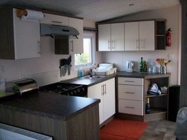 Lizard Point Holiday Park - Holiday Accommodation 1634 - Cornwall - 1185988 - thumbnail photo 7