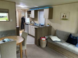 Wild Duck Holiday Park - Holiday Accommodation 16348 - Norfolk - 1185989 - thumbnail photo 4