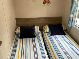 Wild Duck Holiday Park - Holiday Accommodation 16348 - Norfolk - 1185989 - thumbnail photo 14