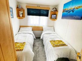 Seven Bays Park (Maribou) - Holiday Accommodation 16355 - Cornwall - 1185990 - thumbnail photo 3
