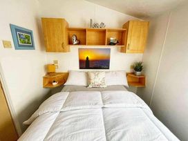 Seven Bays Park (Maribou) - Holiday Accommodation 16355 - Cornwall - 1185990 - thumbnail photo 6