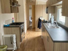 Caister Holiday Park - Holiday Accommodation 16360 - Norfolk - 1185991 - thumbnail photo 7