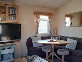 Golden Gate Holiday Centre - Holiday Accommodation 16375 - North Wales - 1185997 - thumbnail photo 4