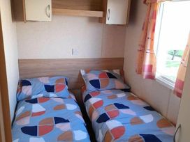 Golden Gate Holiday Centre - Holiday Accommodation 16375 - North Wales - 1185997 - thumbnail photo 8