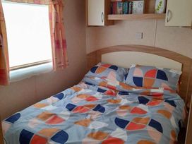Golden Gate Holiday Centre - Holiday Accommodation 16375 - North Wales - 1185997 - thumbnail photo 12