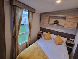 Whitley Bay Holiday Park - Holiday Accommodation 16380 - Northumberland - 1185999 - thumbnail photo 4