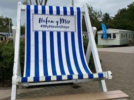 Hafan y Mor Haven - Holiday Accommodation 16383 - North Wales - 1186000 - thumbnail photo 19