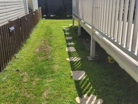 Unity Holiday Resort - Holiday Accommodation 16385 - Somerset & Wiltshire - 1186001 - thumbnail photo 11