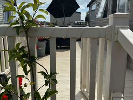 Unity Holiday Resort - Holiday Accommodation 16385 - Somerset & Wiltshire - 1186001 - thumbnail photo 18
