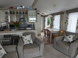 Hoburne Bashley - Holiday Accommodation 16402 - Hampshire - 1186005 - thumbnail photo 6
