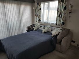 Hoburne Bashley - Holiday Accommodation 16402 - Hampshire - 1186005 - thumbnail photo 12