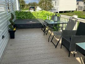 Tattershall Lakes Country Park - Holiday Accommodation 16405 - Lincolnshire - 1186006 - thumbnail photo 11