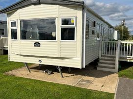 Tattershall Lakes Country Park - Holiday Accommodation 16405 - Lincolnshire - 1186006 - thumbnail photo 13